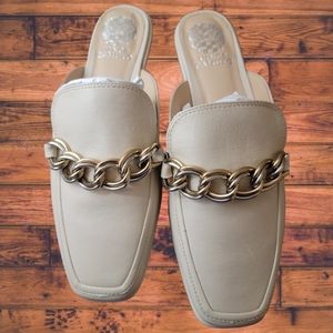 NWOT Vince Camuto Rachey Slip On Leather Mules, Size 8, Color Cream